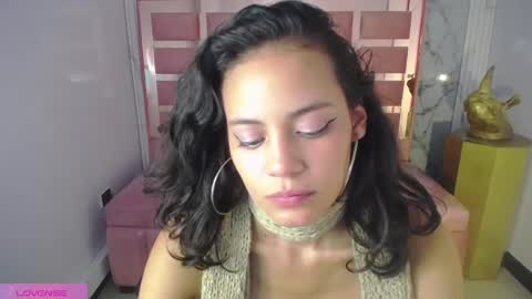 Snapshot of tyna_ch chatting on February 18, 2025, 8:14 pm TYNA online show from February 18, 2025, 8:14 pm