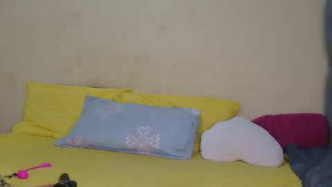 tynniee online show from March 1, 2026, 11:18 pm