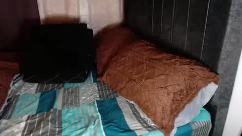 tyra_stone1 online show from February 20, 2025, 9:09 pm