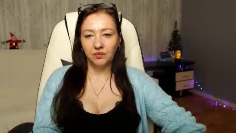 Snapshot of tyramories chatting on December 22, 2024, 10:28 am tyramories online show from December 22, 2024, 10:28 am