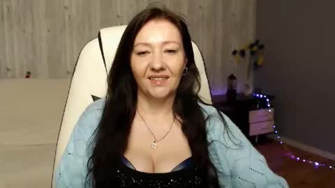 Snapshot of tyramories chatting on January 28, 2025, 11:28 am tyramories online show from January 28, 2025, 11:28 am