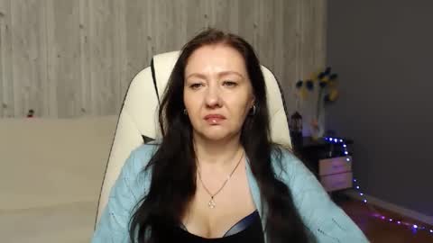 Snapshot of tyramories chatting on February 15, 2025, 8:54 am tyramories online show from February 15, 2025, 8:54 am