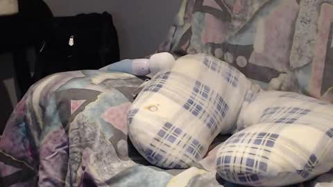 Helena and Tyson online show from March 1, 2025, 4:04 am