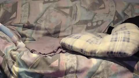 Helena and Tyson online show from October 25, 2025, 4:09 am