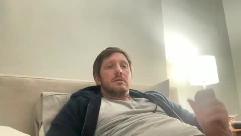 Snapshot of u28005 chatting on December 15, 2024, 11:31 pm u28005 online show from December 15, 2024, 11:31 pm