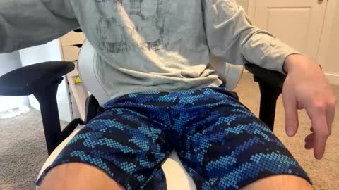 Love Lain online show from March 9, 2026, 11:53 pm