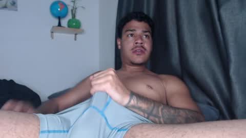 Snapshot of ugh_manux chatting on May 20, 2026, 5:24 am ugh_manux online show from May 20, 2026, 5:24 am