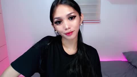 Snapshot of ughliah chatting on January 18, 2026, 10:52 am urbbgirl alliah online show from January 18, 2026, 10:52 am