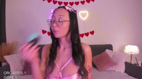 Naomi online show from February 6, 2026, 11:13 am