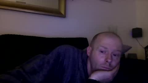 Snapshot of ukmatty3 chatting on December 6, 2024, 8:40 pm ukmatty3 online show from December 6, 2024, 8:40 pm