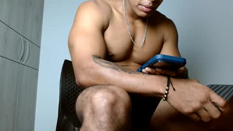 Snapshot of ulisess15 chatting on May 26, 2026, 12:12 pm Felipe model independent online show from May 26, 2026, 12:12 pm