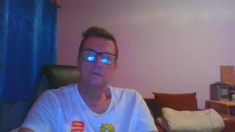Snapshot of ulmeni7 chatting on July 27, 2026, 6:37 pm ulmeni7 online show from July 27, 2026, 6:37 pm
