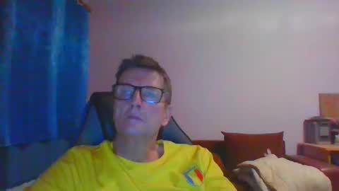 Snapshot of ulmeni7 chatting on July 30, 2026, 7:02 pm ulmeni7 online show from July 30, 2026, 7:02 pm