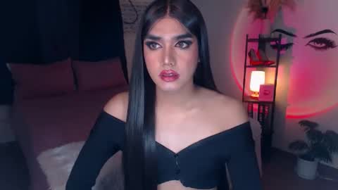 Snapshot of ultimatesexytrans chatting on February 7, 2025, 10:09 pm Alex online show from February 7, 2025, 10:09 pm