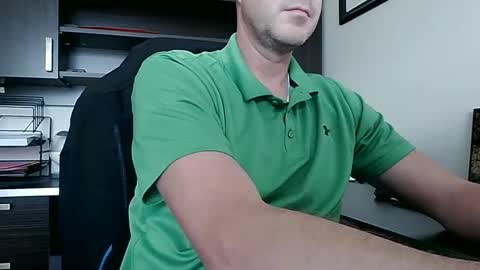 Snapshot of ultratac1 chatting on November 18, 2025, 10:36 pm Ultra online show from November 18, 2025, 10:36 pm