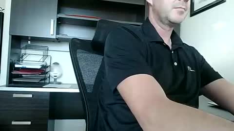 Snapshot of ultratac1 chatting on December 3, 2025, 9:24 pm Ultra online show from December 3, 2025, 9:24 pm