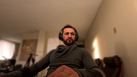 Snapshot of ultratoaster chatting on January 20, 2025, 4:45 pm ultratoaster online show from January 20, 2025, 4:45 pm