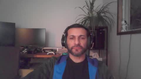 Snapshot of ultratoaster chatting on November 15, 2025, 6:22 am ultratoaster online show from November 15, 2025, 6:22 am