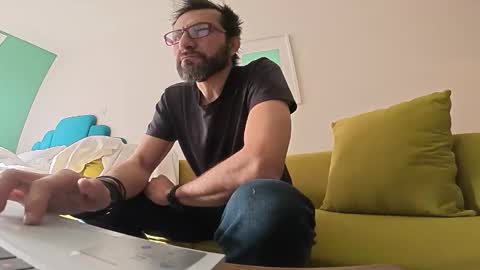 Snapshot of ultratoaster chatting on December 5, 2025, 6:15 pm ultratoaster online show from December 5, 2025, 6:15 pm