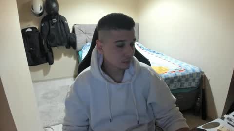 Snapshot of ulxer chatting on April 10, 2026, 7:07 pm hi im mike tyson - online show from April 10, 2026, 7:07 pm