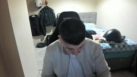 Snapshot of ulxer chatting on April 16, 2026, 8:53 pm hi im mike tyson - online show from April 16, 2026, 8:53 pm