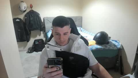 Snapshot of ulxer chatting on May 10, 2026, 7:30 pm hi im mike tyson - online show from May 10, 2026, 7:30 pm