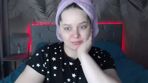 Ulyana online show from February 19, 2025, 7:50 am