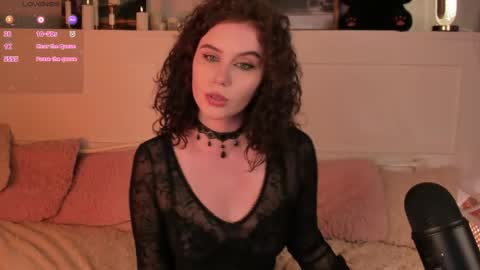 Snapshot of una_medisson chatting on June 8, 2026, 12:49 pm Una online show from June 8, 2026, 12:49 pm