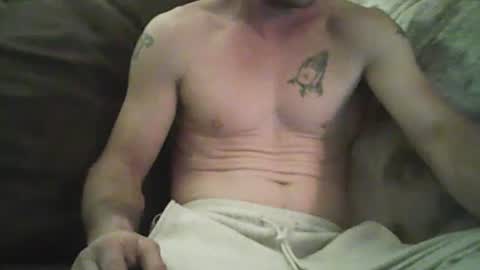 Snapshot of uncut4urbutt chatting on March 6, 2025, 6:30 am uncut4urbutt online show from March 6, 2025, 6:30 am