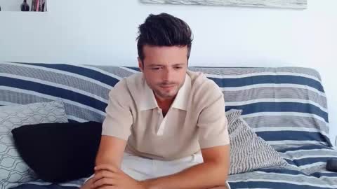 uncut_dick123455 online show from May 11, 2026, 9:26 am