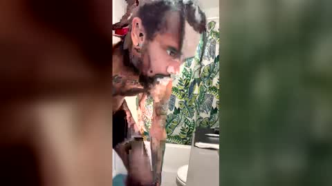 uncut_latino1 online show from March 6, 2026, 2:02 pm