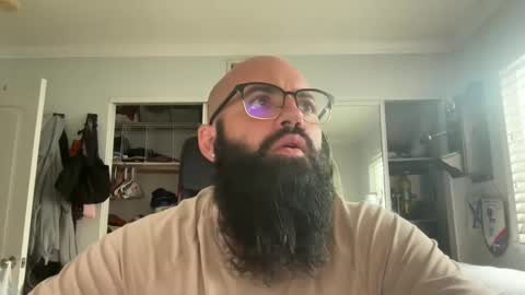 uncutbeard129840 online show from September 26, 2025, 4:33 pm