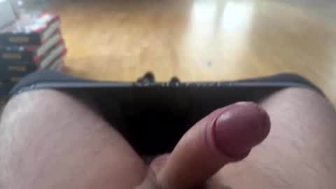 Snapshot of uncutbutter chatting on November 11, 2025, 6:19 pm uncutbutter online show from November 11, 2025, 6:19 pm