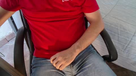 Snapshot of under_thedesk chatting on September 20, 2025, 8:59 am Giov online show from September 20, 2025, 8:59 am