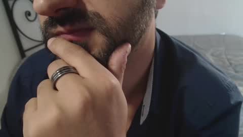 Snapshot of under_thedesk chatting on October 9, 2025, 2:26 pm Giov online show from October 9, 2025, 2:26 pm