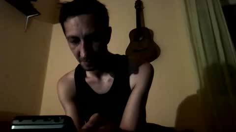 Snapshot of underguy19 chatting on October 17, 2025, 8:33 pm underguy19 online show from October 17, 2025, 8:33 pm