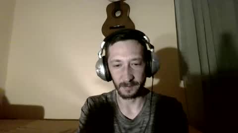 underguy19 online show from April 21, 2026, 9:06 pm