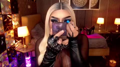 BRIANNA online show from April 19, 2026, 1:21 pm