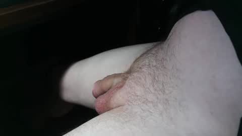 Snapshot of ungcouple21 chatting on January 10, 2025, 1:32 am ungcouple21 online show from January 10, 2025, 1:32 am