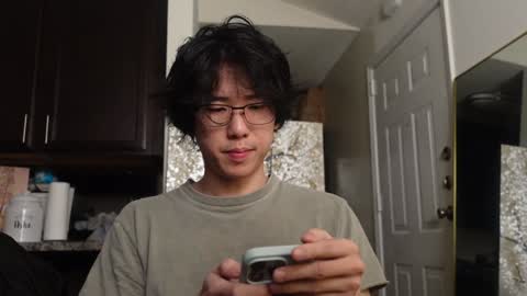 Snapshot of unhingedwang chatting on January 26, 2025, 2:24 am wang online show from January 26, 2025, 2:24 am