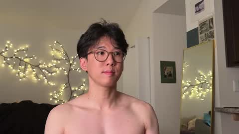 Snapshot of unhingedwang chatting on September 28, 2025, 12:16 am wang online show from September 28, 2025, 12:16 am