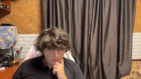 Snapshot of unholy_heat chatting on September 15, 2025, 7:47 pm Anri online show from September 15, 2025, 7:47 pm