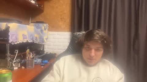 Snapshot of unholy_heat chatting on November 7, 2025, 10:10 pm Anri online show from November 7, 2025, 10:10 pm