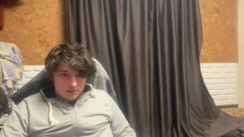 Anri online show from April 21, 2026, 10:12 pm