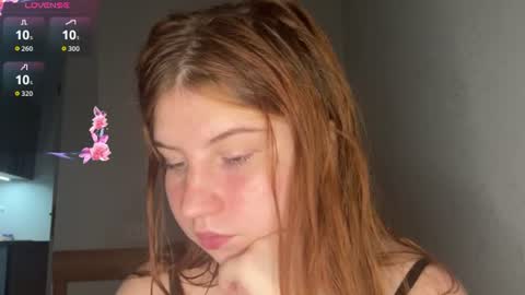 Snapshot of unicuty chatting on July 6, 2026, 5:26 pm Mila here online show from July 6, 2026, 5:26 pm