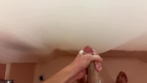 Snapshot of unkownjerker0324 chatting on December 3, 2024, 2:25 am YoungJerker online show from December 3, 2024, 2:25 am