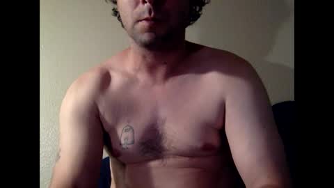 Snapshot of unluckyheroin187 chatting on September 15, 2025, 9:20 am sexy leonardo online show from September 15, 2025, 9:20 am