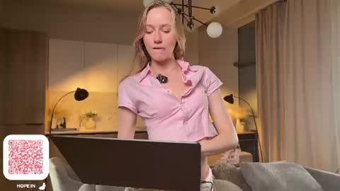 Snapshot of unnabella chatting on July 13, 2026, 8:11 pm UnnaBella online show from July 13, 2026, 8:11 pm
