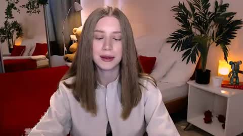 Snapshot of unreal_lady chatting on July 14, 2026, 11:05 am unreal_lady online show from July 14, 2026, 11:05 am