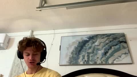 Stepbro online show from February 2, 2025, 7:46 pm